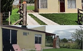 Casa con PILETA, PARRILLA y cochera cubierta